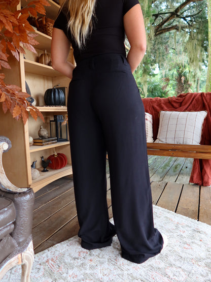 Quinn Pleated Trousers