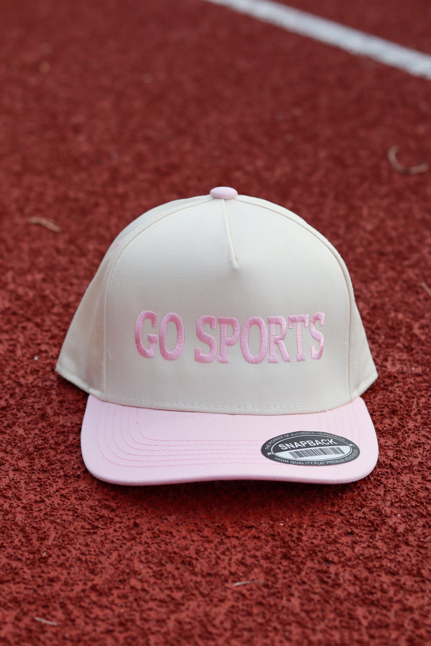 GO SPORTS Game Day Trucker