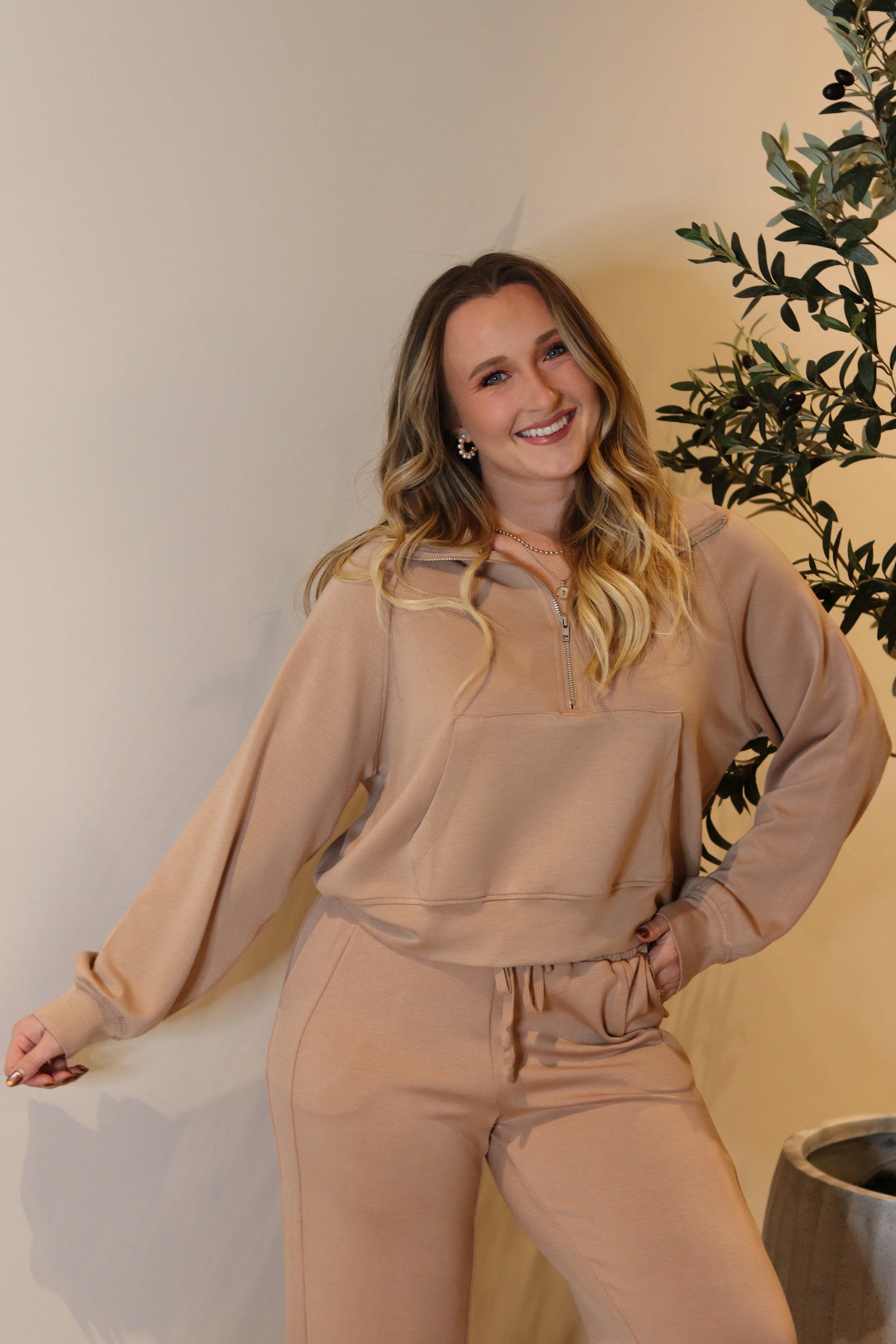 Tonie Half Zip Sweatshirt - Dark Taupe