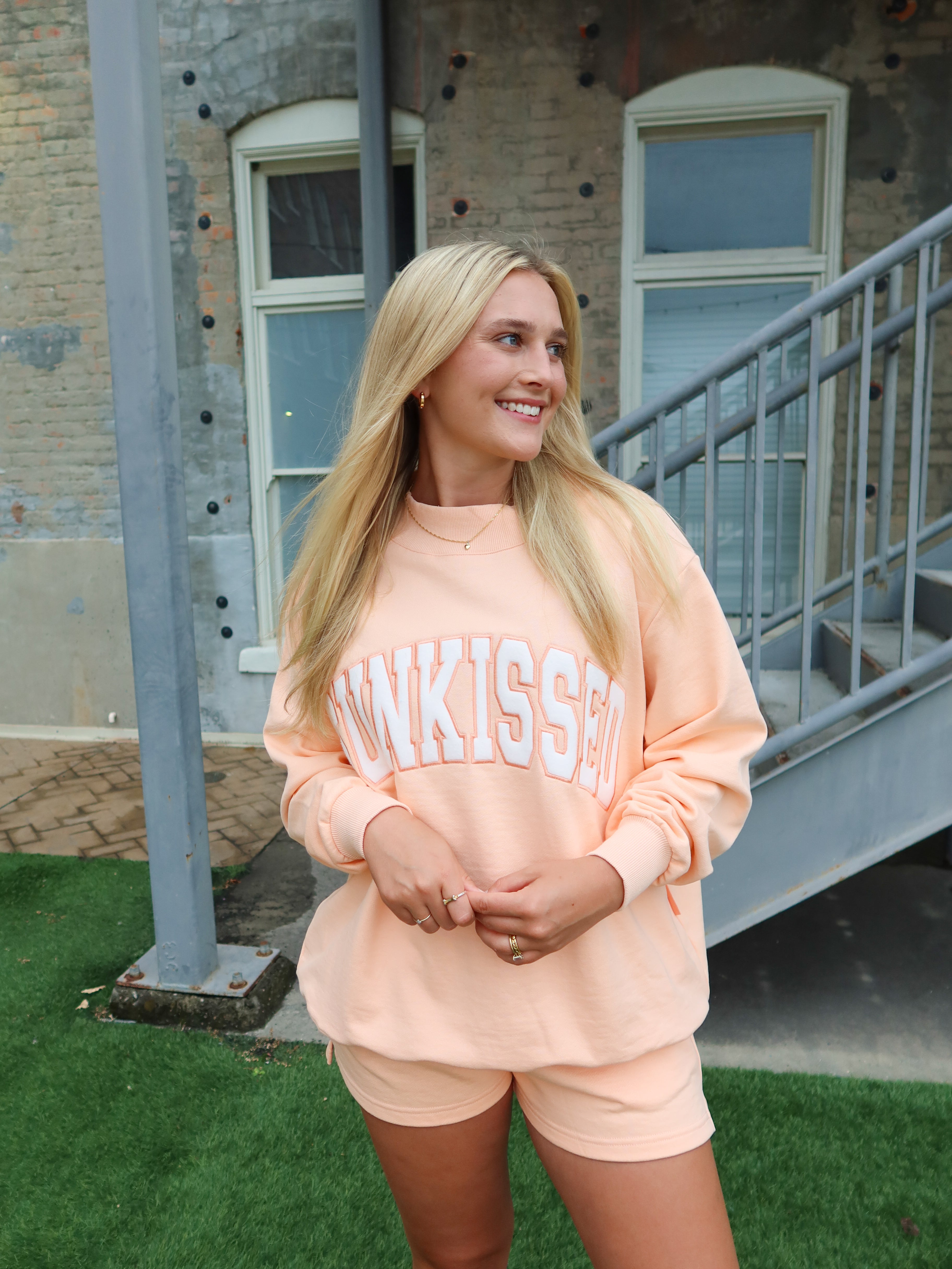 SUN OUTFIT スウェット Varsity Sunkissed Mockneck – Astraea Boutique