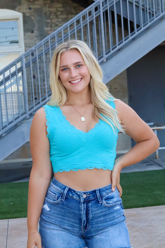 Essential Cropped Tank